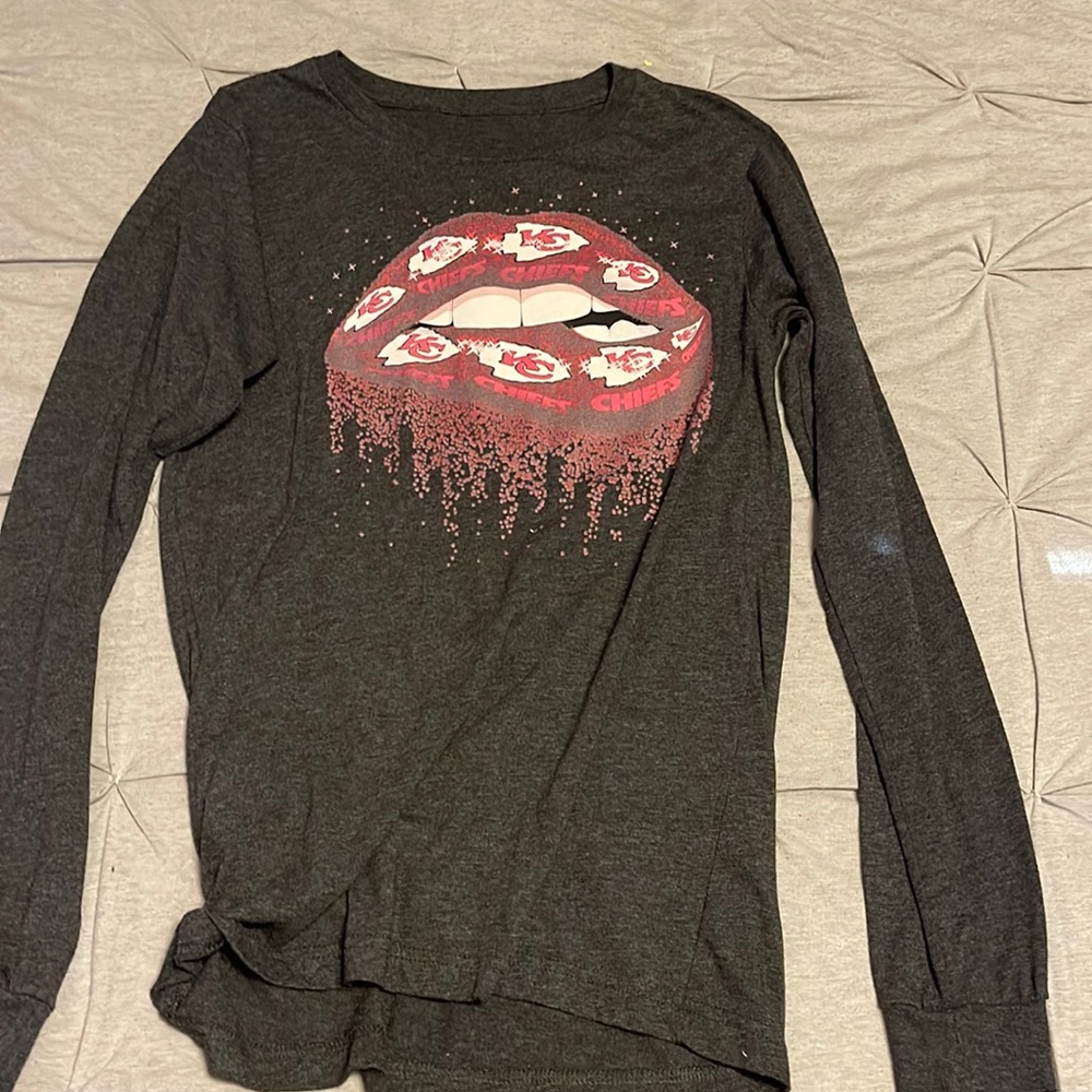 Chiefs long sleeve shirt